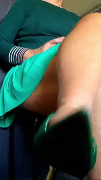 Green Outfit Gren Heels.