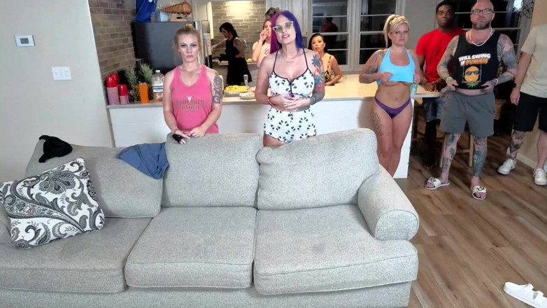 Dom Cruise: Food and Pussy Eating. a Hot Wife Live Cooking Show...