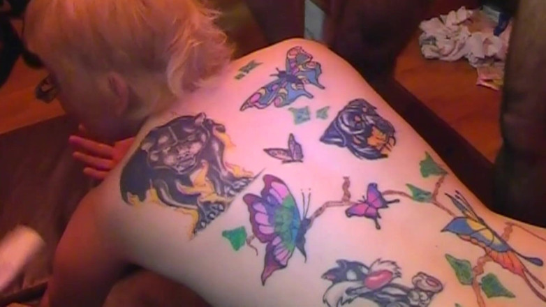 Gangbang and Co: Gangbang a Orgie Spermatu Pro Tuto Tetovanou Blond MILF