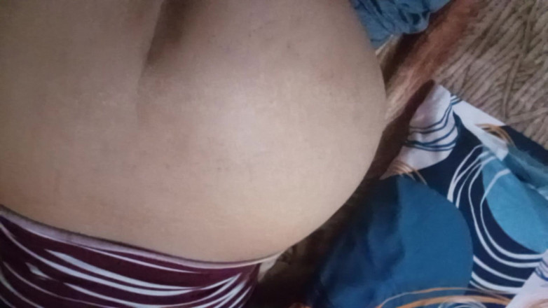 Moo DBOXXX: 큰 엉덩이 시어머누, 매일 나와 섹스하고 싶어, 남성은 그녀를 만족시키지 못한다