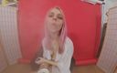 VR smokers HD: Chloe Toy - vaping