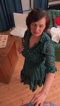 POV, cul à monter et branlette espagnole sexy avec une femme mature pulpeuse