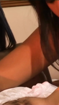 Lesbian Asia sebenar lucah dengan dua awek Thai yang bagus
