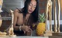 Brunettehotts: Follando Pina;) Fucking Pineapple