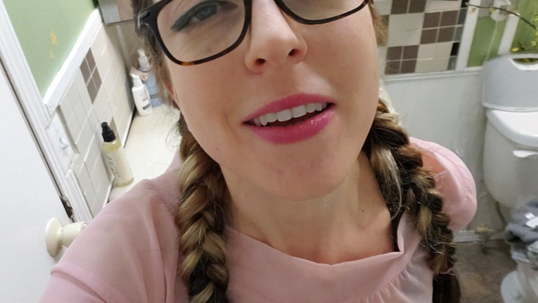 Nerdy_faery: Ass Jiggling Video