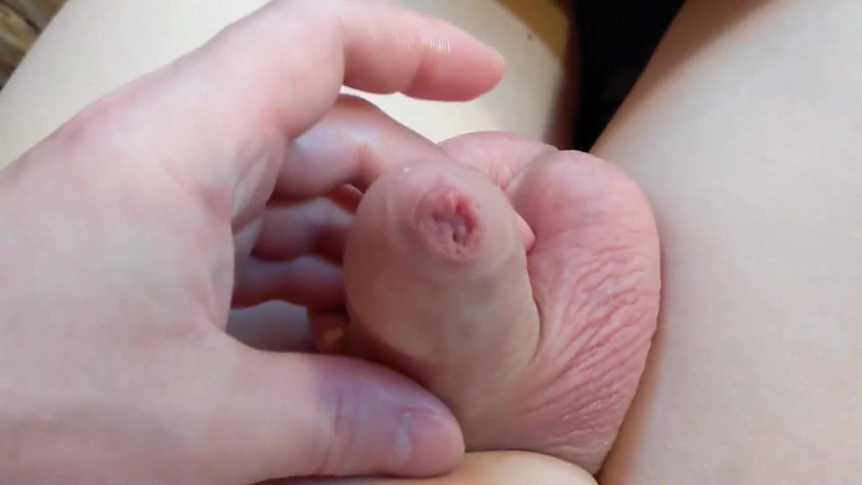 uncutcollegeguy: Tak jemný, pak velmi intenzivní a hlasitý křičící křičící orgasmus (semi-hands-free...