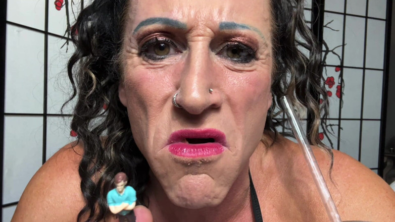 Kandylegsxxx: Sloppy Goddess Swallow: My Mouth Is Your Burpy Prison