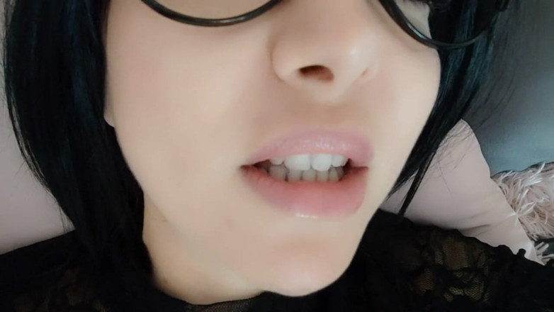 savannahamatoriale: Italian humiliation: obey wanker