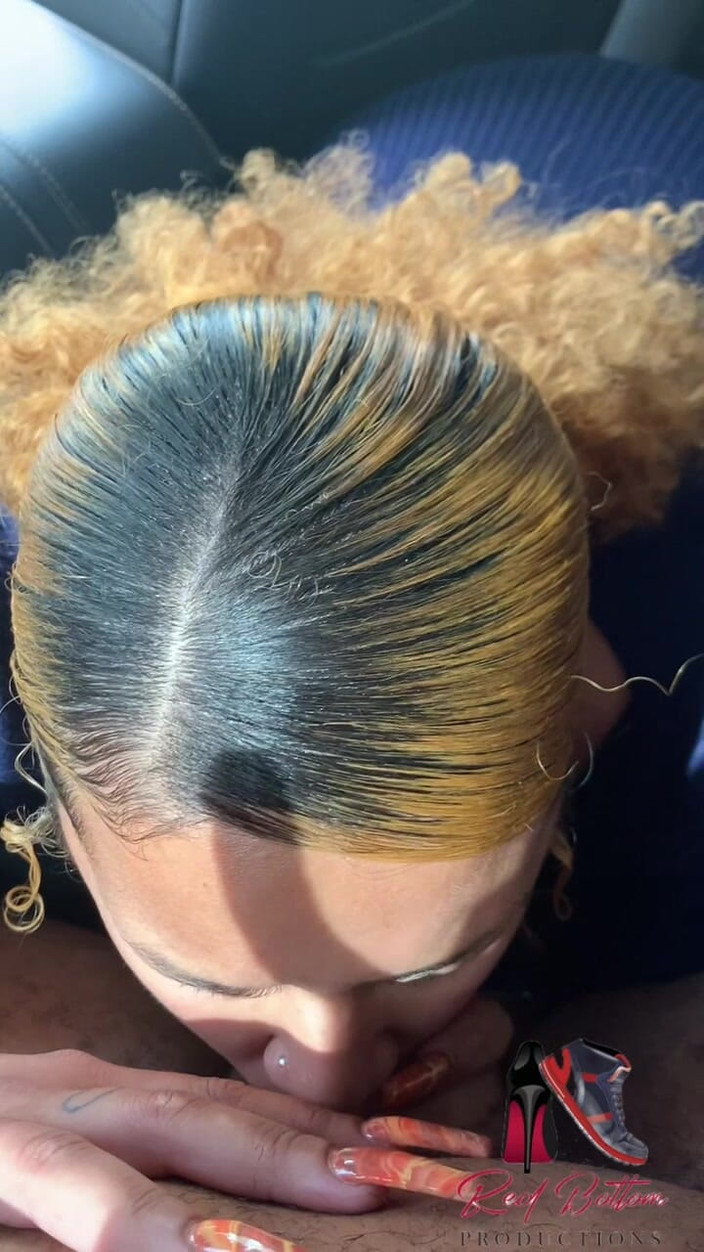 Red bottom productions: Sveltina in auto amatoriale