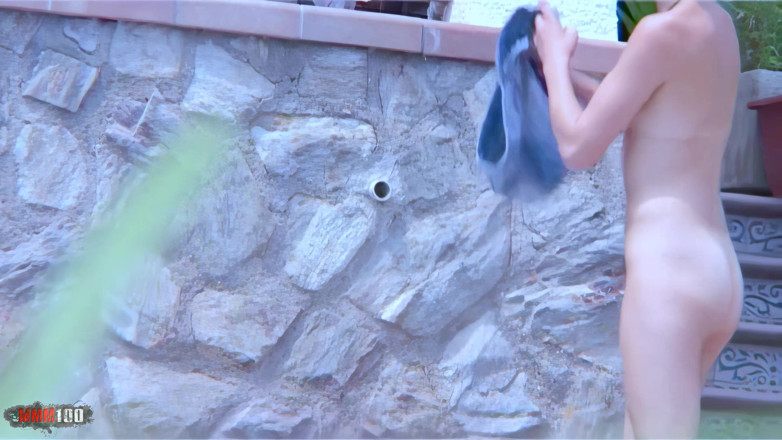 MMM100 Solo: Sexy Video Missguapa_pool