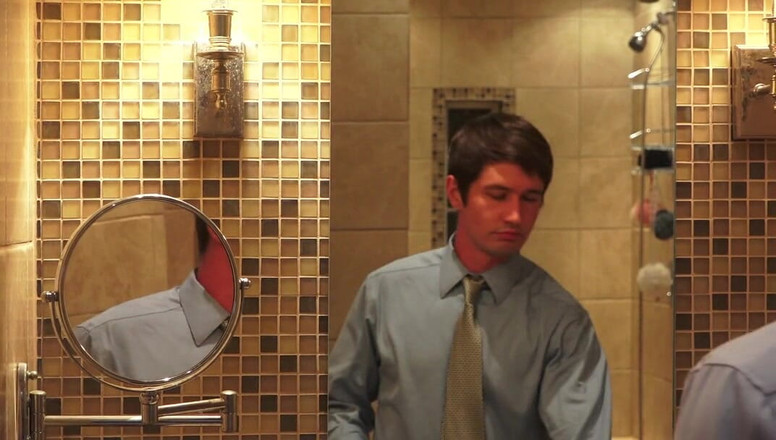 Colby Knox: Membungkuk episode 1