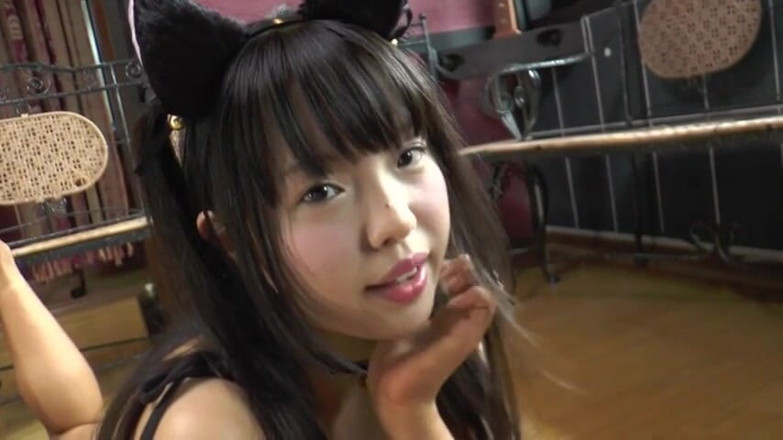 Raptor Inc: Serina Ueda [继妹] 看起来很年轻的偶像摇晃她教给所有人看的奶子