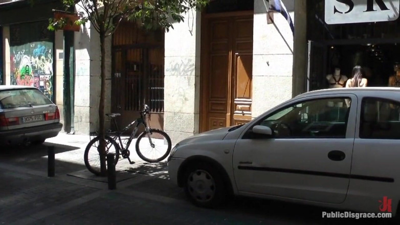 Public Disgrace by Kink: Mi Amore! Pd Goes to Madrid
