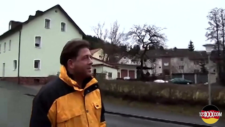 123XXX - Fucked Amateurs in Germany!: 彼女は口の中に精子を入れるのが大好きです