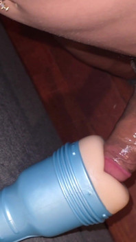 Brazilian Shemale Huge Cum Solo