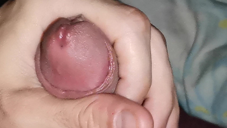 SEXY_GUYBEST: Un mec musclé sexy avec une belle bite sexy met...