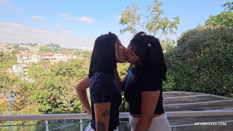 MF Lesbian: Young Fondness