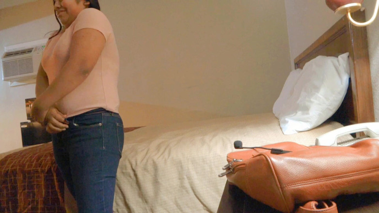 Antoniojaureugui1: Berumur 18 tahun. Sedang mencari seseorang untuk mengongkeknya. Saya mengongkek penamatnya...