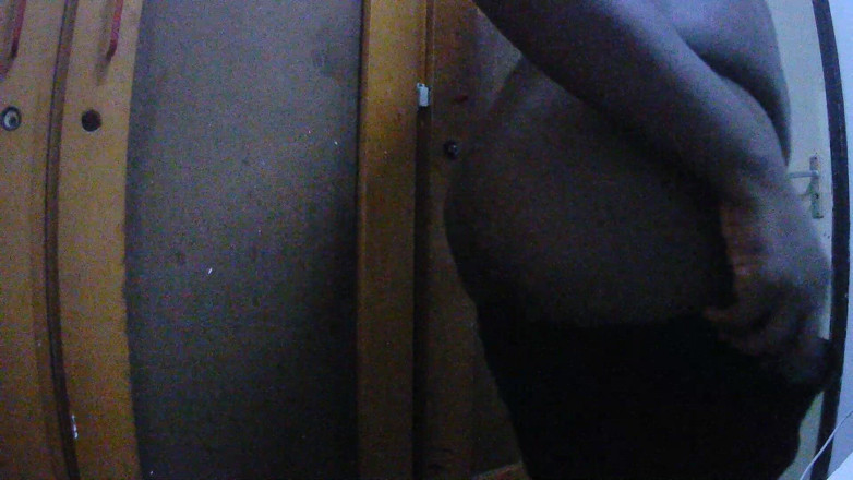 Livetopmodels: Pointing My Virgin Ass During Video Call