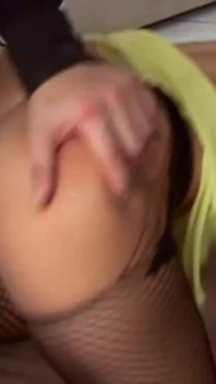 Dude fucked her then cums on her feet
