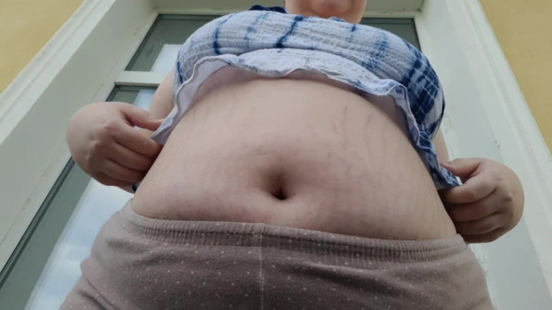 AssGives: 显示我的奶子