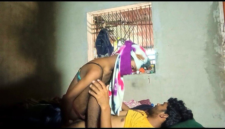 Indian Hijraji: 印度德西继兄和我做爱