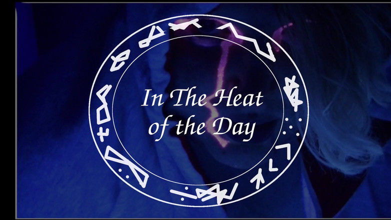 Roxxie rae page: 日中の暑さの中で