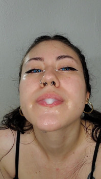 Submissive Wants All the Milk for Her to Taste It, She Swallows It All