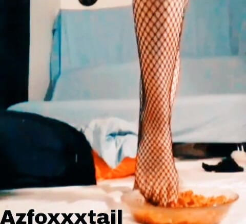 AzFoxxxTailPhelicia: Spaghetti - piedi