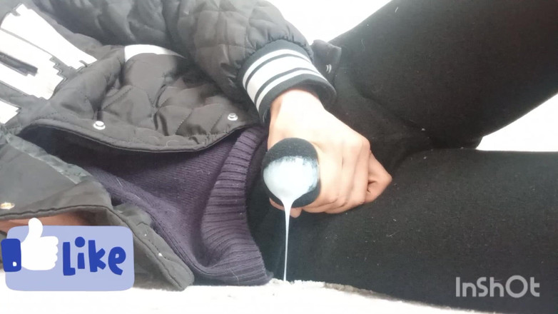 Esen1995: Nie mogę powstrzymać jęków – po prostu chcę!