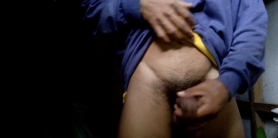 Babe mo always: Thật dễ dàng để ra ngoài vào giữa đêm và trời mưa