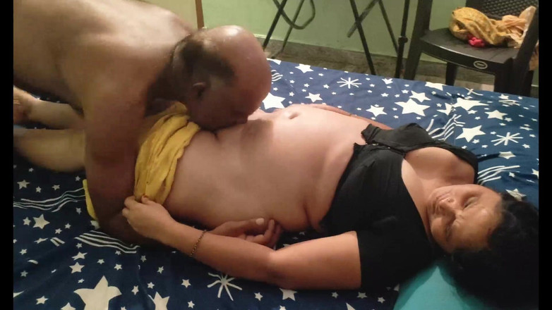 Sexy sindu: Ev hanımı seks