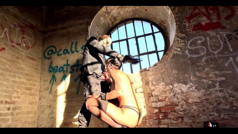 Miss Lilith devil: Tre Buchi Scopati in Un Posto Perduto.