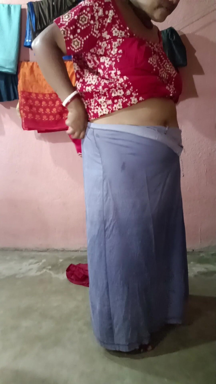 Pakhi0705: 목욕 스와핑 후 떨어뜨리는 Saree 2