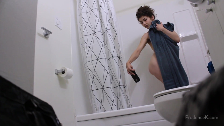 Prudence K Hairy & Shaving Fetish: Fetish: hairy girl next door bathroom shower cam