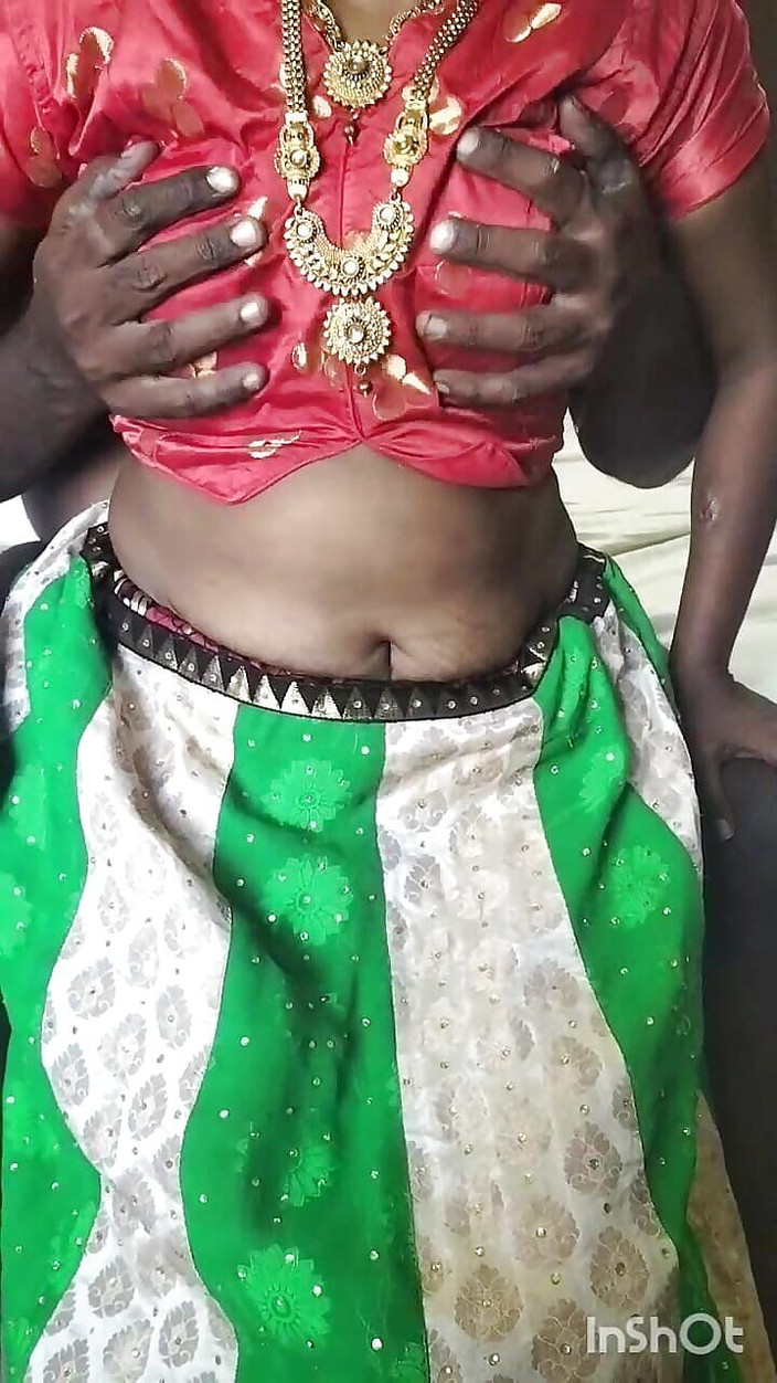 Funny couple porn studio: Tamil emiyor ve sikişiyor