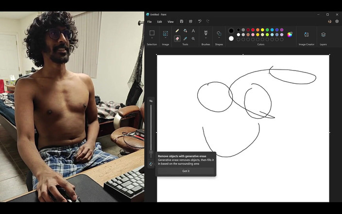 NANDgasm: Sdílení obrazovky počítače při pokusu o kreslení ant při hlazení...