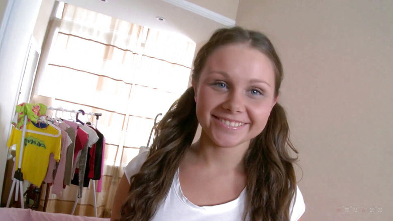 WWMAMM: 玩具很好取悦，但没有什么能比真正的鸡巴好