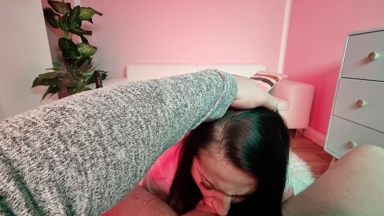 JoleeLove: Dreepthroat, Sperma Auf Dicke Titten