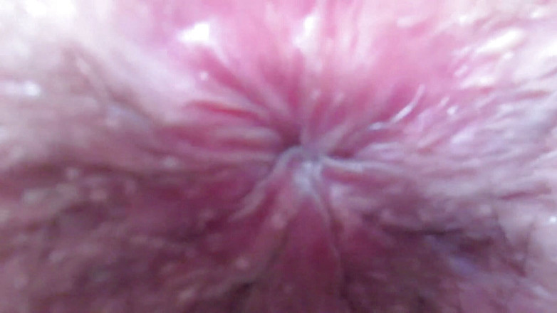 Cuteblonde666: Prim-plan extrem pe curul meu care îmi face cu ochiul