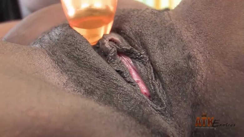 ATK Fans (Natural & Hairy): Masturbation