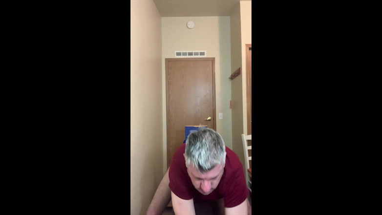 Fantasyland84: 上班前的快速性爱