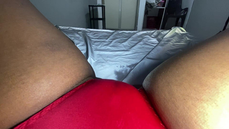 pampammedallo: How Good It Is to Come Home From College Tired...