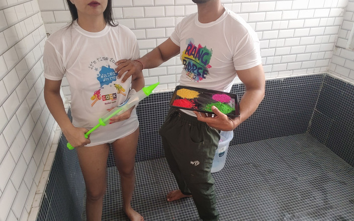 Hornycouple149: Holi Special：兄弟在她想和朋友玩sara的时候狠狠地肛交