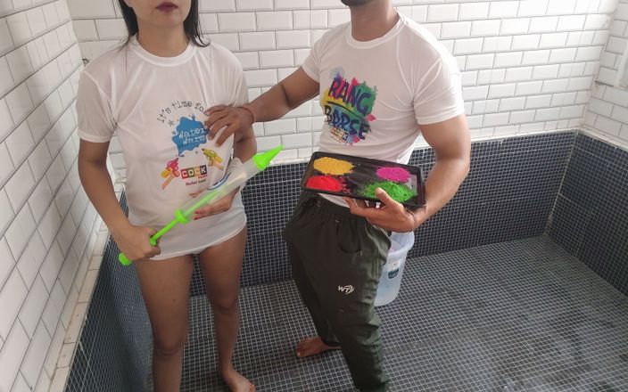 Hornycouple149: Holi Special: братец трахнул Saara анал жестко, пока она хочет играть Holi с друзьями
