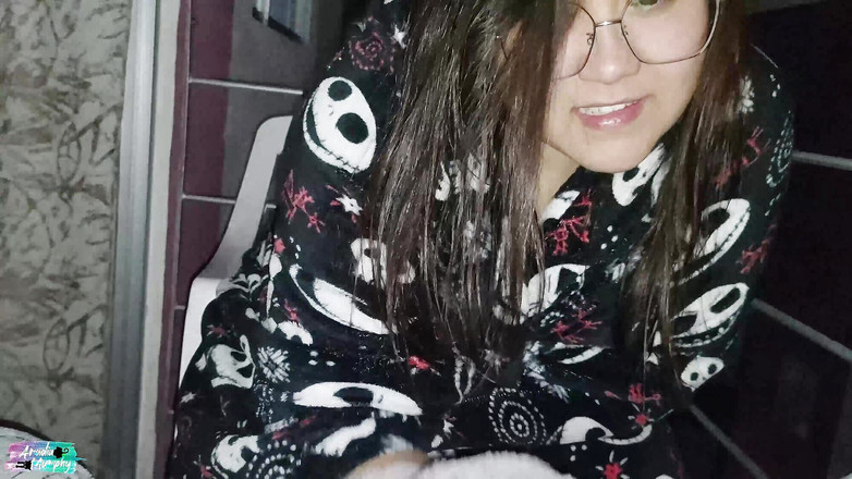 Aradia Murphy: Deliciosa mamada al aire libre en el balcón