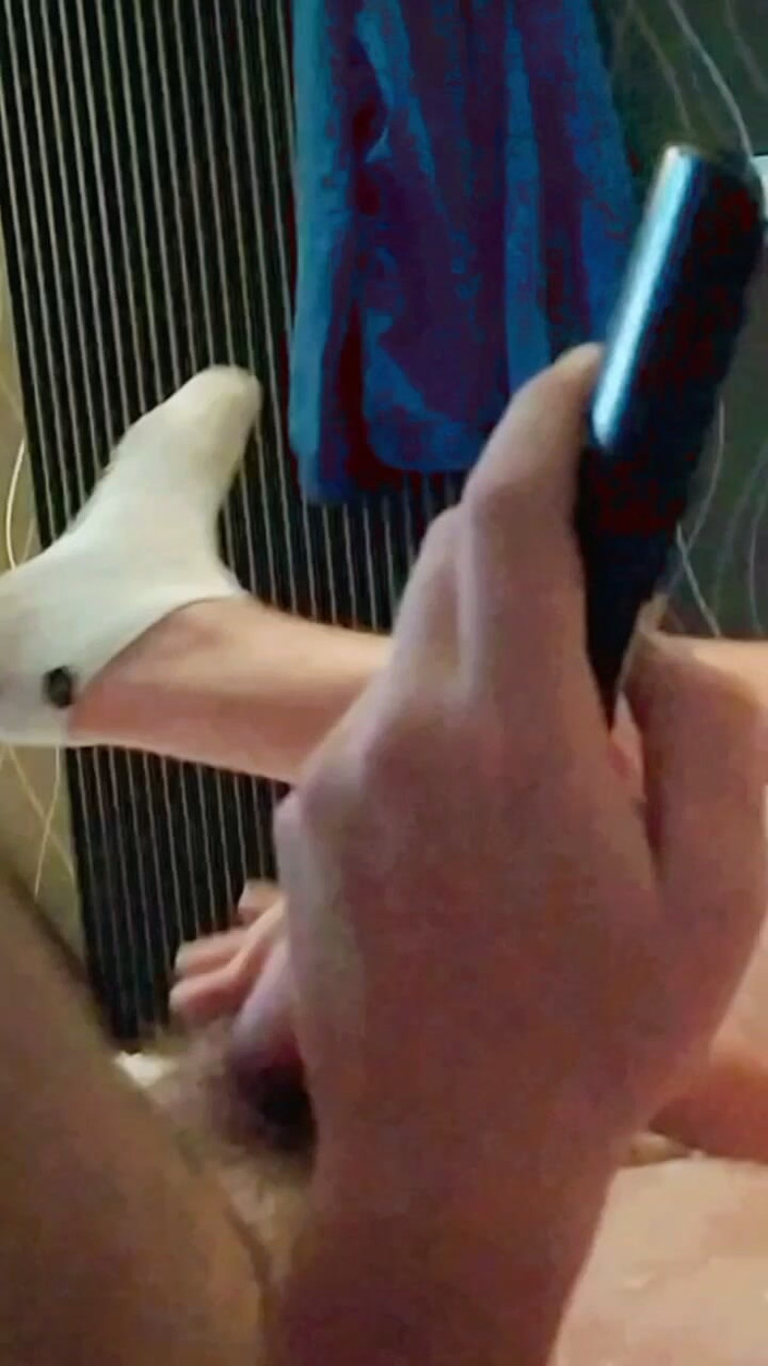 Yeloowa: 男の子が馬からオガニと降りる