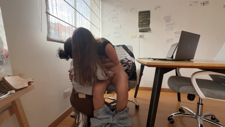 scarlettandc: Ich Schlage Meinem Partner Vor, Dass Wir Sex Haben