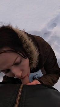 Blowjob in the snow