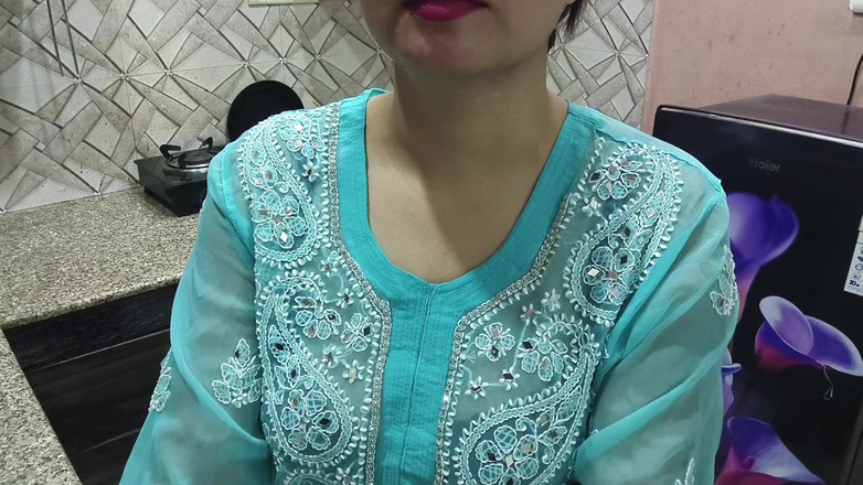 Saarabhabhi6: Sexy indická nevlastní sestra hardcore žhavý sex se svým nevlastním bratrem,...